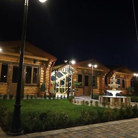 Tnak Hotel Jerevan Buitenkant foto