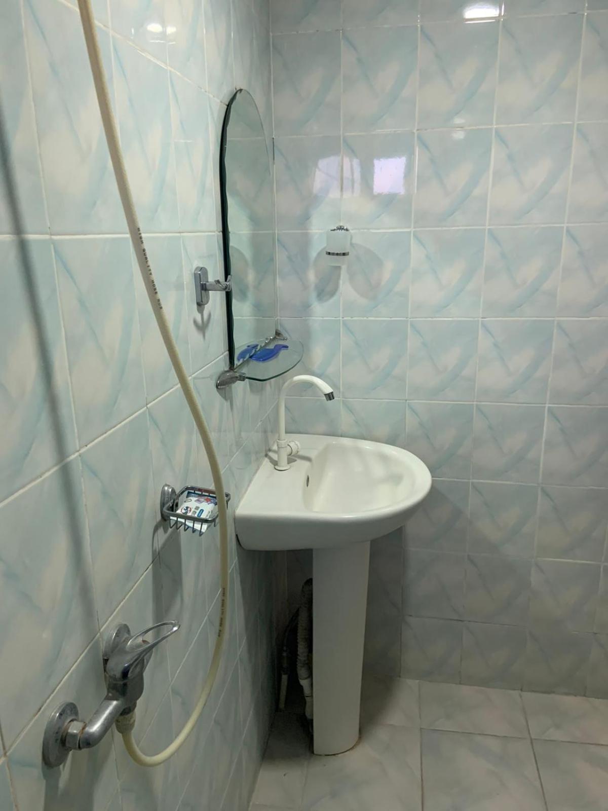 Tnak Hotel Jerevan Buitenkant foto