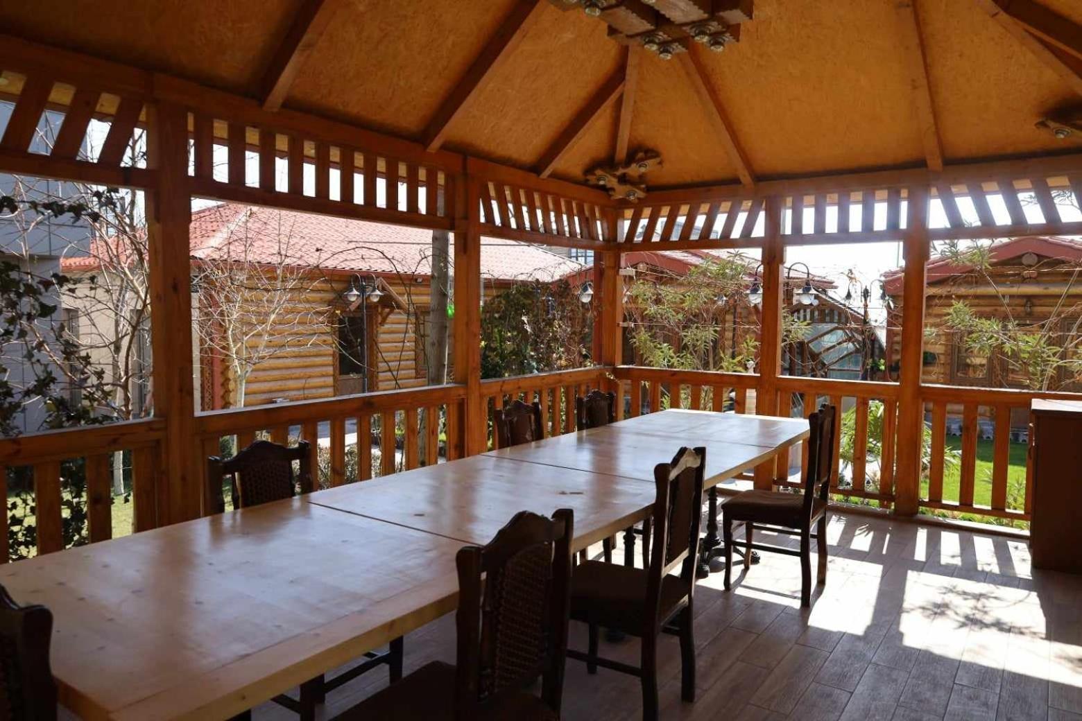 Tnak Hotel Jerevan Buitenkant foto